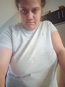 october1992xx online show from October 2025 12:30:01 PM