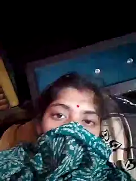 CWEETY-12 online show from October 2025 11:48:01 PM