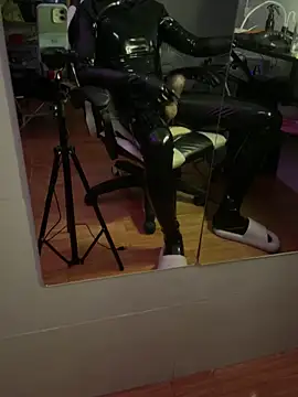 Wuza-H online show from December 2025 08:37:02 PM