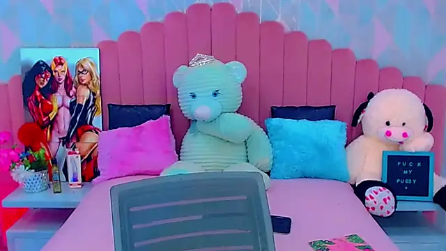 miss dania75 online show from November 2025 05:18:02 AM