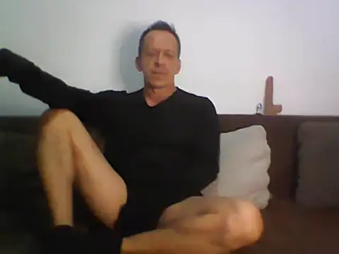  axelking  online show from January 2026 03:12:02 AM