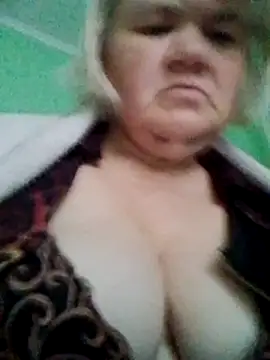 LusiyaGold5 online show from November 2025 01:51:01 PM