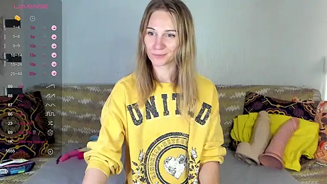 Amalia Mio online show from October 2025 10:11:02 AM