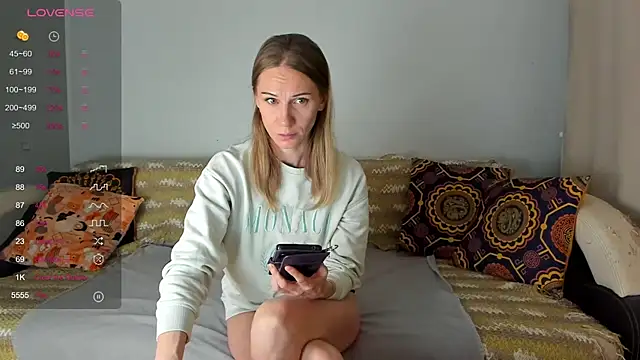 Amalia Mio online show from December 2025 08:12:02 AM