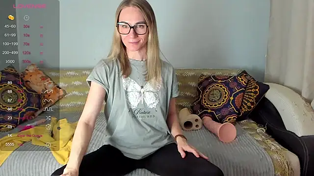 Amalia Mio online show from December 2025 08:23:01 AM