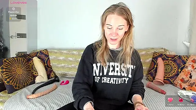 Amalia Mio online show from April 2026 10:18:02 AM