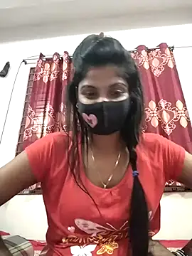 Queen-Any online show from November 2025 06:18:02 PM