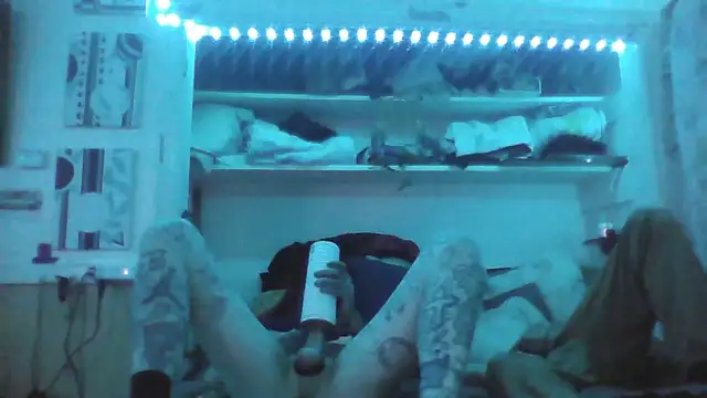 SWAGGDaddy93 online show from April 2026 07:30:01 AM