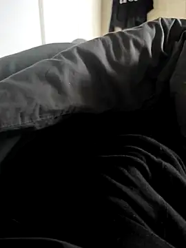 EL yoyo online show from October 2025 08:23:01 AM