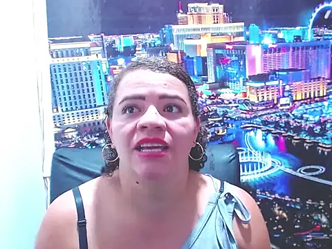 Snapshot of Biigg_xxx chatting on November 2025 01:35:02 PM Biigg xxx online show from November 2025 01:35:02 PM