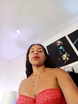 Amayavaldes online show from November 2025 02:01:02 AM