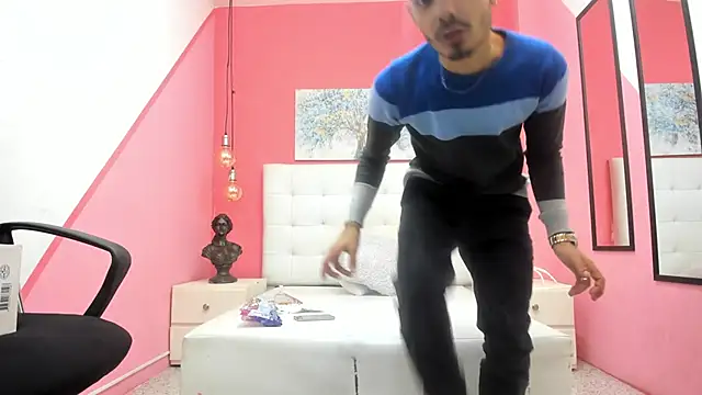 Timothe Evans online show from October 2025 09:27:01 PM