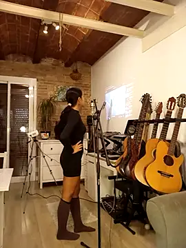 MissHazelnut online show from November 2025 03:46:02 PM