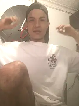 Snapshot of santyrestrepo chatting on October 2025 12:53:02 AM santyrestrepo online show from October 2025 12:53:02 AM