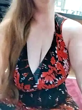 Snapshot of AugustRayn chatting on October 2025 12:58:01 AM AugustRayn online show from October 2025 12:58:01 AM