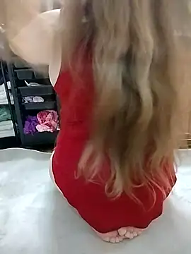 Snapshot of AugustRayn chatting on December 2025 03:13:02 AM AugustRayn online show from December 2025 03:13:02 AM