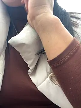 Pii x online show from December 2025 06:44:01 AM