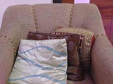 cute zaraa online show from November 2025 05:18:02 AM