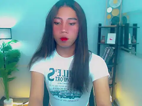 Snapshot of Seductive_nathalie chatting on October 2025 01:55:02 PM Seductive nathalie online show from October 2025 01:55:02 PM