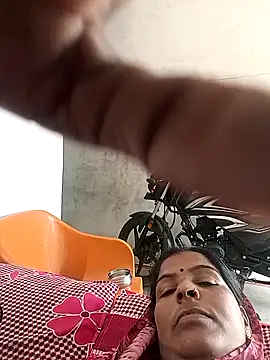 Snapshot of Sapnahot34 chatting on November 2025 05:06:01 AM Sapnahot34 online show from November 2025 05:06:01 AM