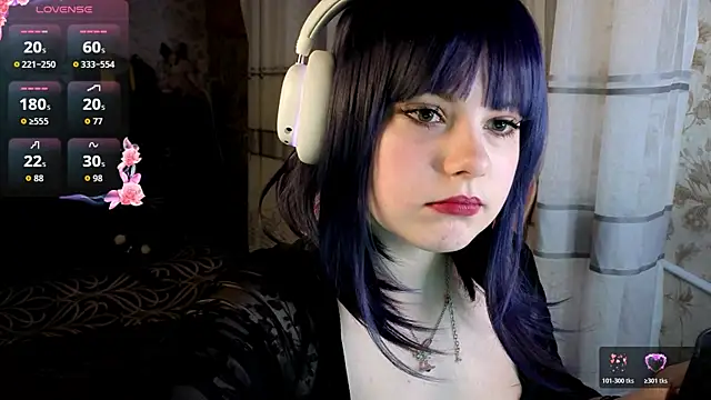 KristiBloom online show from March 2026 09:48:01 PM