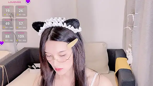 T-TeaR online show from November 2025 11:12:01 AM