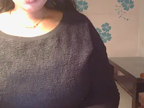 Snapshot of Meadow_rain1 chatting on November 2025 06:18:02 PM Meadow rain1 online show from November 2025 06:18:02 PM