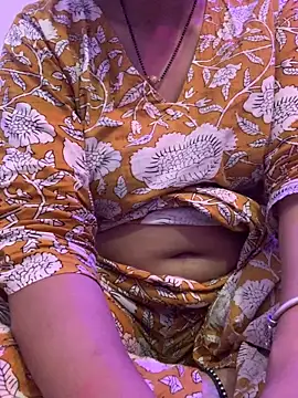 Snapshot of bindiyarani01 chatting on October 2025 05:49:01 AM bindiyarani01 online show from October 2025 05:49:01 AM