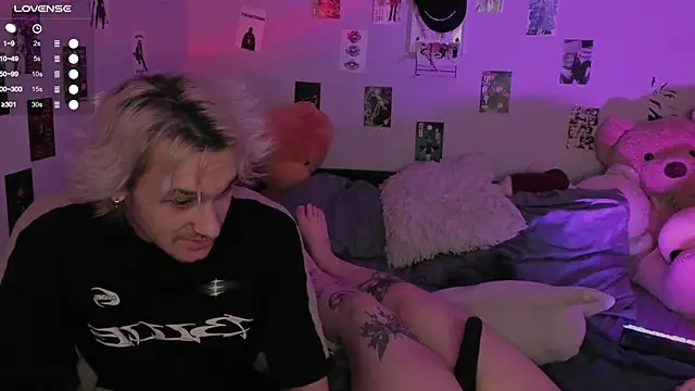 Snapshot of g4tito chatting on November 2025 04:39:02 AM g4tito online show from November 2025 04:39:02 AM