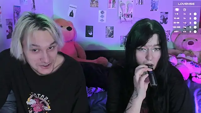 Snapshot of g4tito chatting on November 2025 08:47:01 AM g4tito online show from November 2025 08:47:01 AM