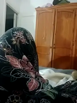 Snapshot of yolyyolandar chatting on May 2026 10:26:02 PM yolyyolandar online show from May 2026 10:26:02 PM