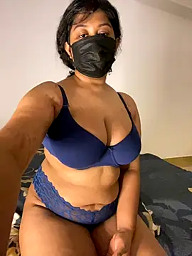 Snapshot of Monica__Bellucci__ chatting on November 2025 02:06:02 PM Monica Bellucci online show from November 2025 02:06:02 PM