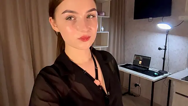 Snapshot of RinaModel chatting on November 2025 08:09:01 PM RinaModel online show from November 2025 08:09:01 PM