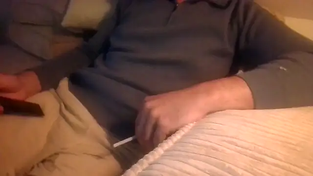 Snapshot of Alex_the_user chatting on October 2025 06:50:01 PM Alex the user online show from October 2025 06:50:01 PM