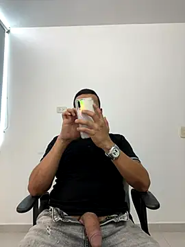 Snapshot of JX7NOVA chatting on November 2025 08:12:01 PM JX7NOVA online show from November 2025 08:12:01 PM