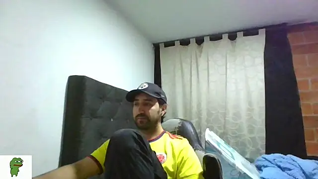 Snapshot of coolfriki chatting on July 2026 11:55:01 PM coolfriki online show from July 2026 11:55:01 PM