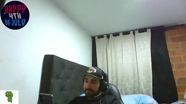 Snapshot of coolfriki chatting on July 2026 03:23:02 AM coolfriki online show from July 2026 03:23:02 AM