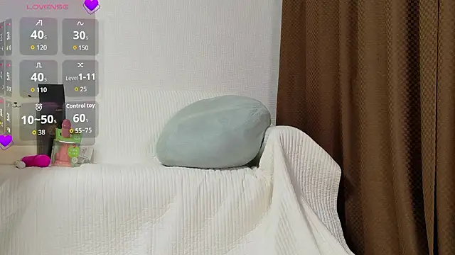 Snapshot of mio_k1 chatting on December 2025 12:01:02 PM mio k1 online show from December 2025 12:01:02 PM