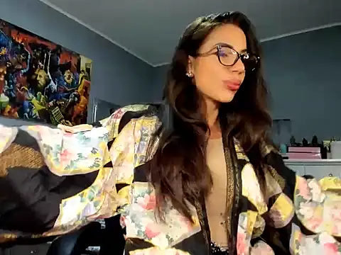 Alesyamuscledollxh online show from November 2025 07:23:02 PM