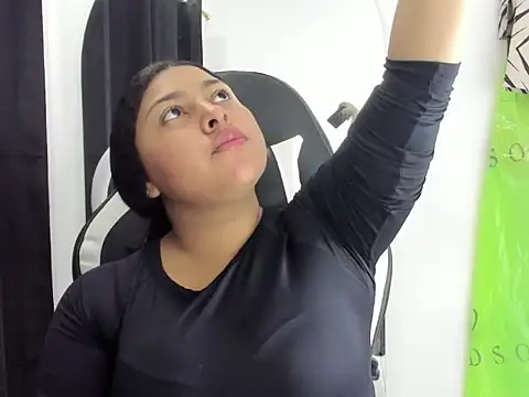 Baby Latin online show from November 2025 04:12:02 AM