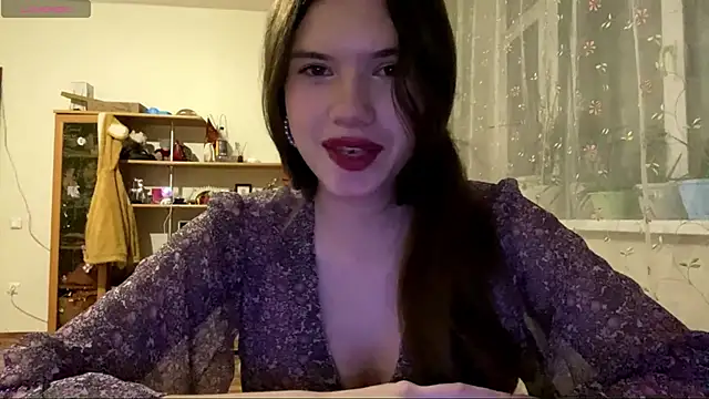 AlmetaBradicich online show from October 2025 11:25:01 AM