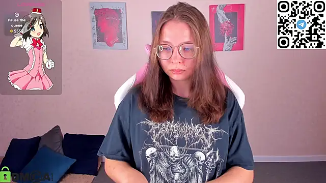 Snapshot of Nuura_Moore chatting on November 2025 01:06:01 AM Nuura Moore online show from November 2025 01:06:01 AM