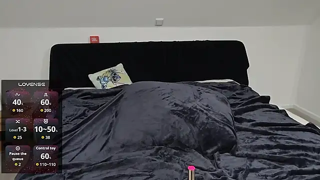 JulX Devot online show from January 2026 06:33:02 PM