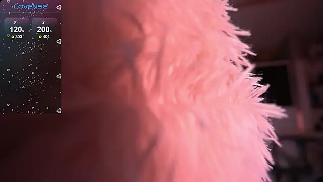 Snapshot of _favdream chatting on December 2025 04:44:02 AM favdream online show from December 2025 04:44:02 AM