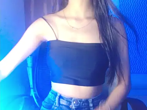 Snapshot of Roiseeee chatting on February 2026 05:35:01 AM Roiseeee online show from February 2026 05:35:01 AM