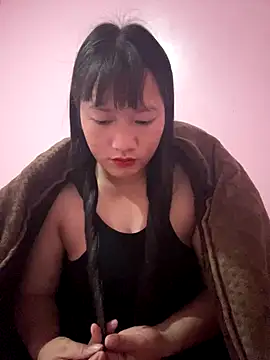 TrangNemo online show from November 2025 06:41:02 PM