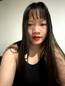 TrangNemo online show from December 2025 11:23:02 PM