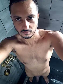 chocoman3 online show from November 2025 11:43:01 AM