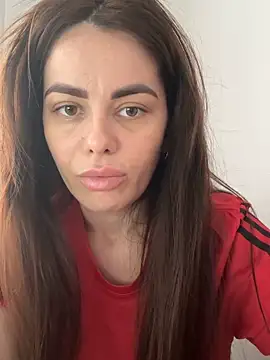 Snapshot of Bella-Flower chatting on October 2025 08:38:01 AM Bella-Flower online show from October 2025 08:38:01 AM