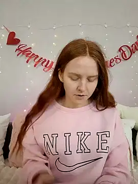 Evarey  online show from February 2026 06:26:01 AM